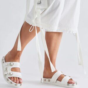 🤍Liliana White Studded Double Buckle Slides Size 9 (Runs Small) Sandals NIB